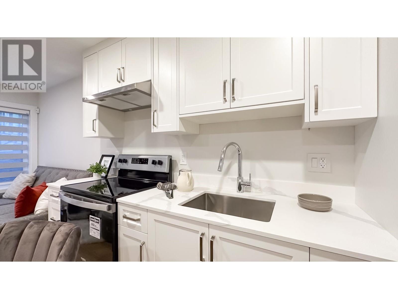 2342 E 40th Avenue, Vancouver, British Columbia  V5R 2V7 - Photo 32 - R2822257