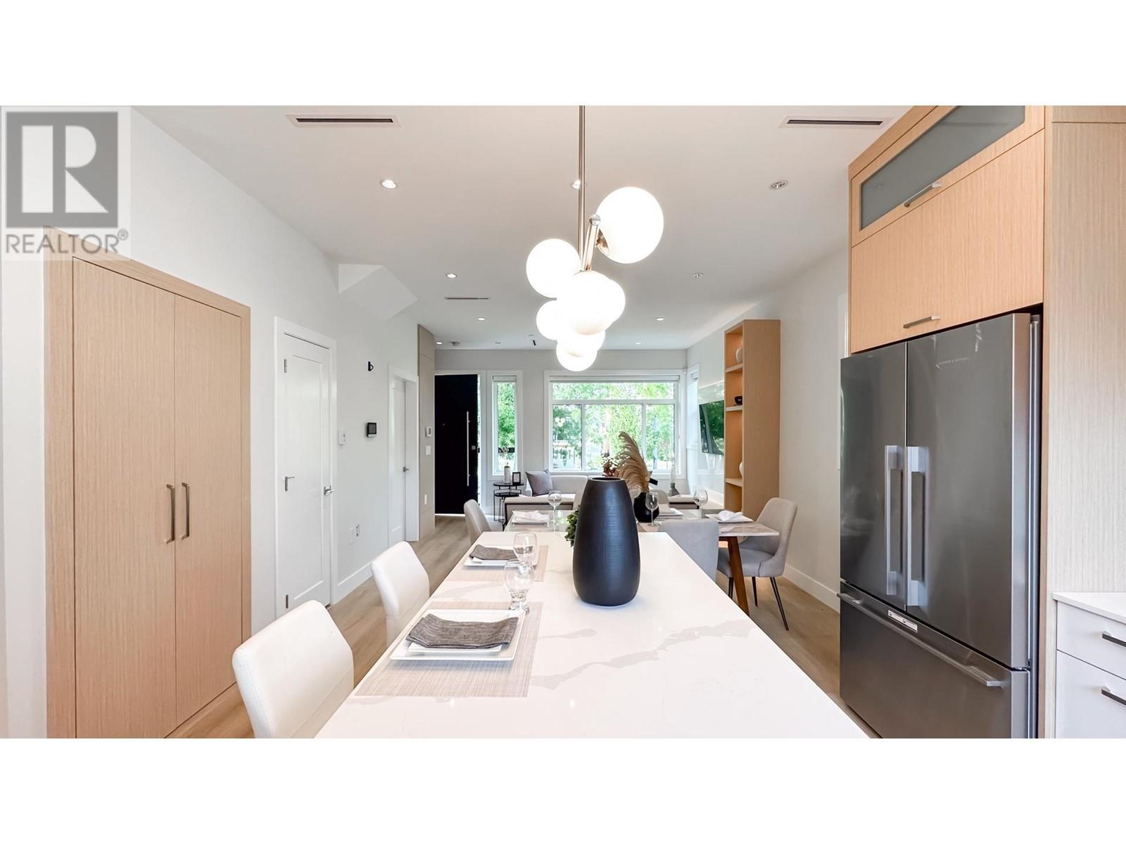 2342 E 40th Avenue, Vancouver, British Columbia  V5R 2V7 - Photo 12 - R2822257
