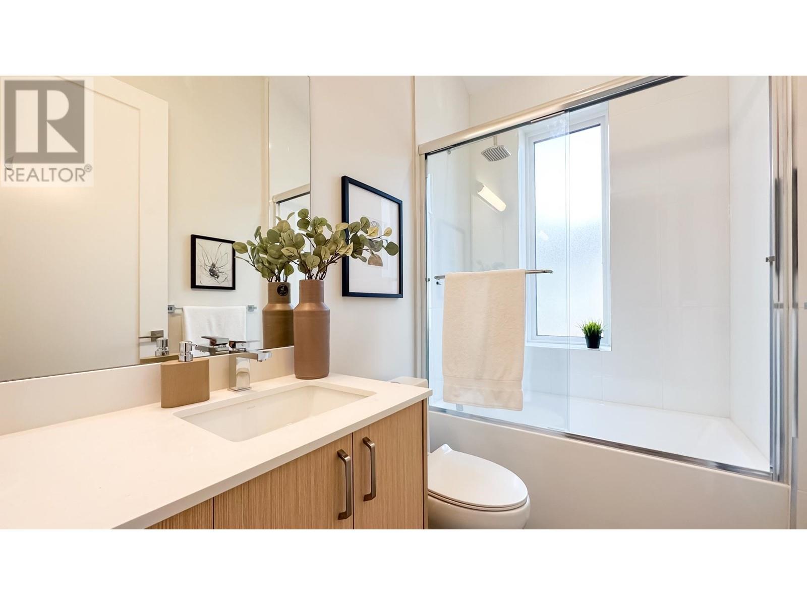 2342 E 40th Avenue, Vancouver, British Columbia  V5R 2V7 - Photo 26 - R2822257