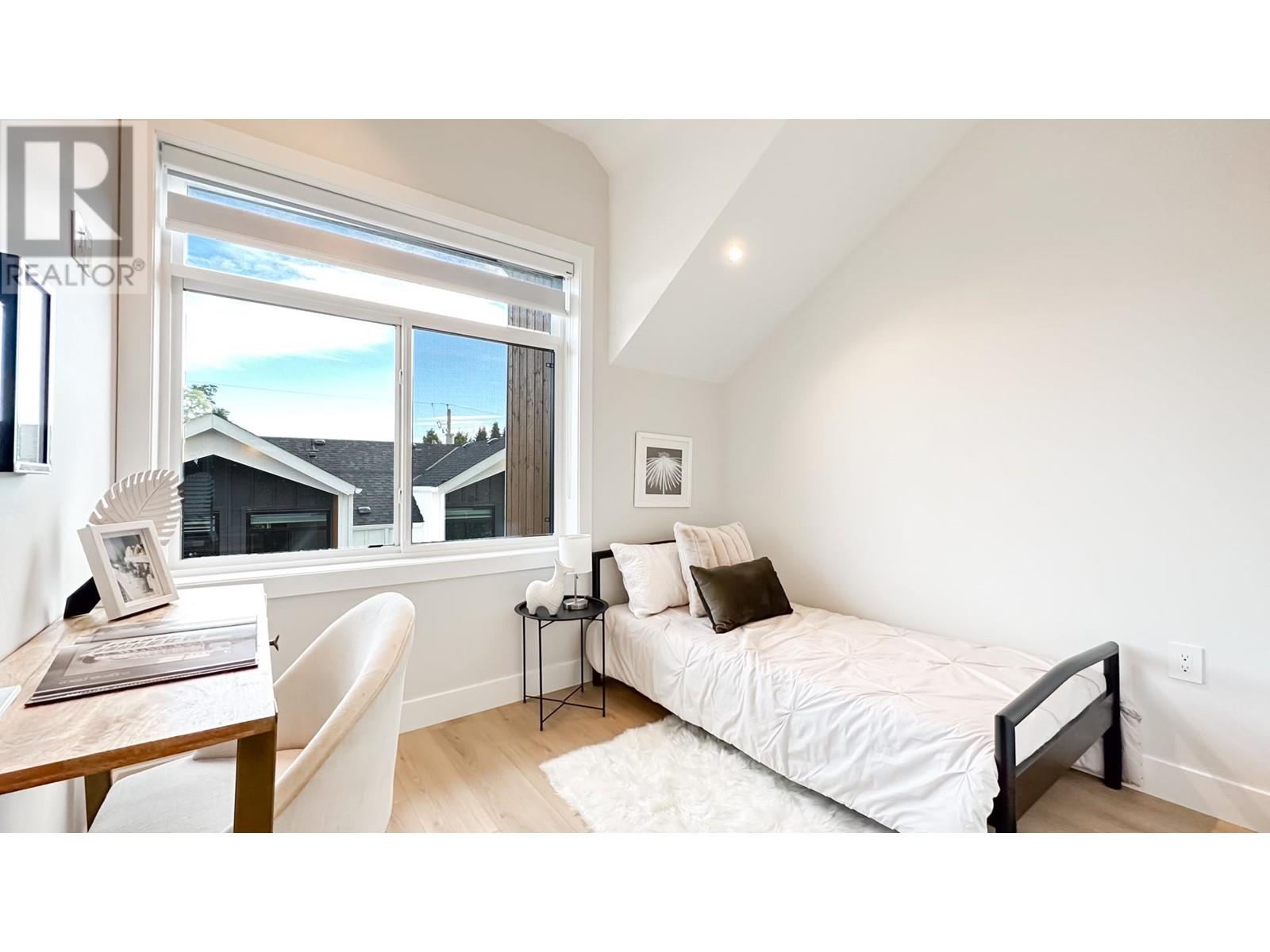 2342 E 40th Avenue, Vancouver, British Columbia  V5R 2V7 - Photo 24 - R2822257