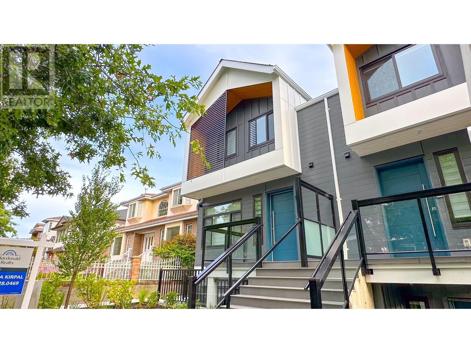 2342 E 40th Avenue, Vancouver, British Columbia  V5R 2V7 - Photo 2 - R2822257