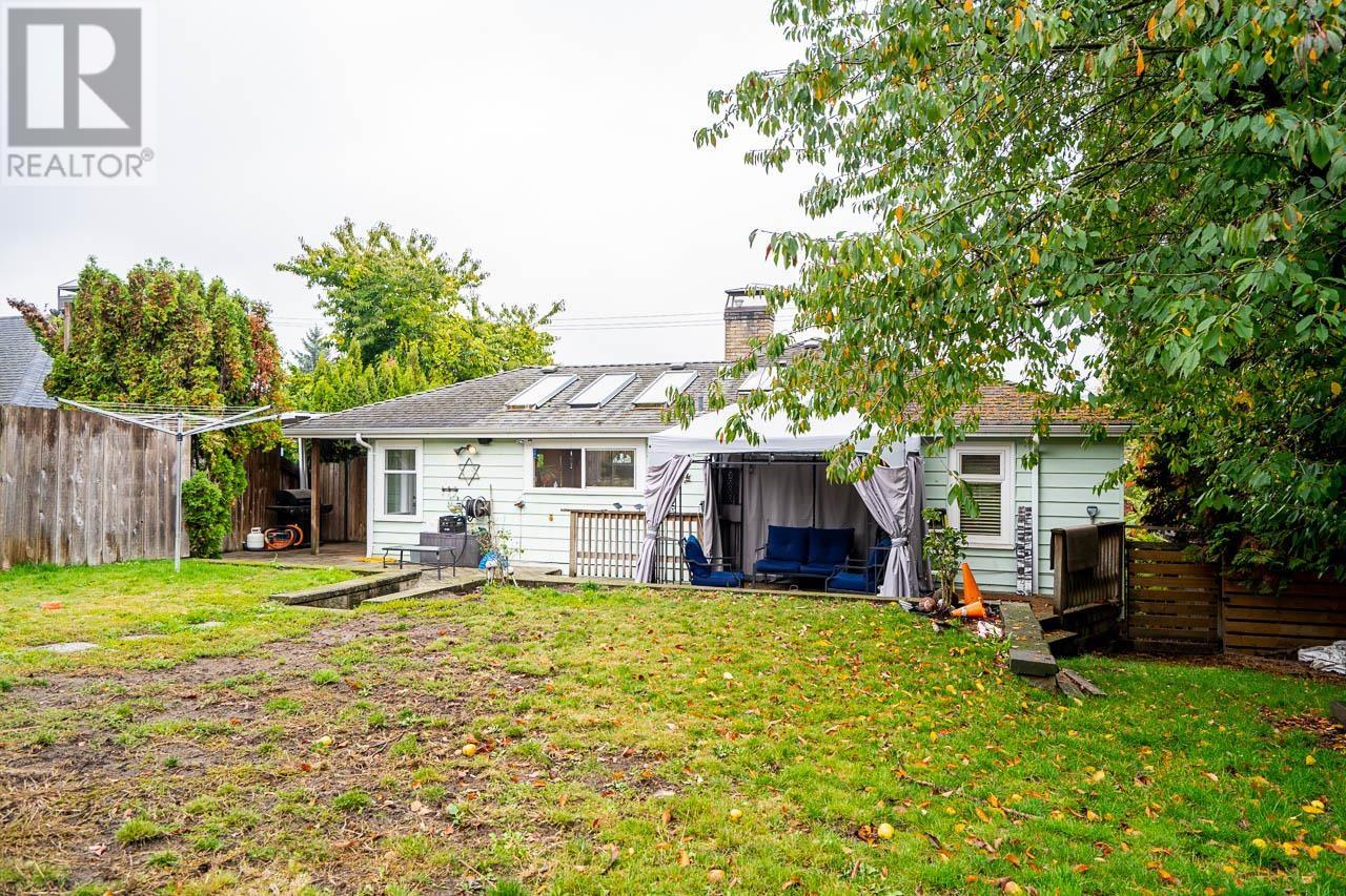 1809 Seventh Avenue, New Westminster, British Columbia  V3M 2L1 - Photo 29 - R2822292