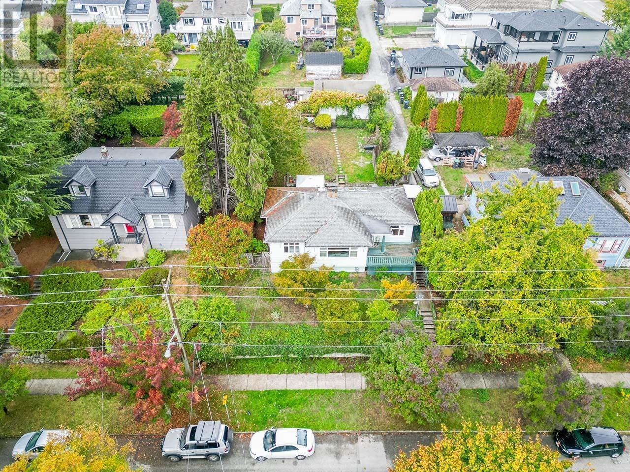 1809 Seventh Avenue, New Westminster, British Columbia  V3M 2L1 - Photo 37 - R2822292