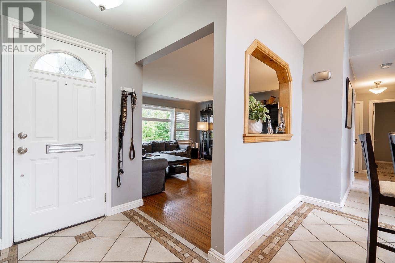 1809 Seventh Avenue, New Westminster, British Columbia  V3M 2L1 - Photo 6 - R2822292