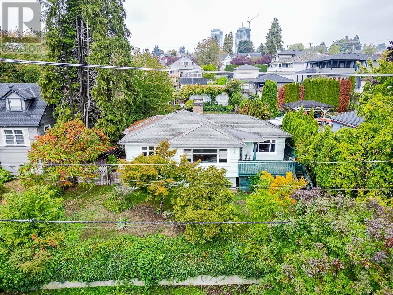 1809 Seventh Avenue, New Westminster, British Columbia  V3M 2L1 - Photo 34 - R2822292