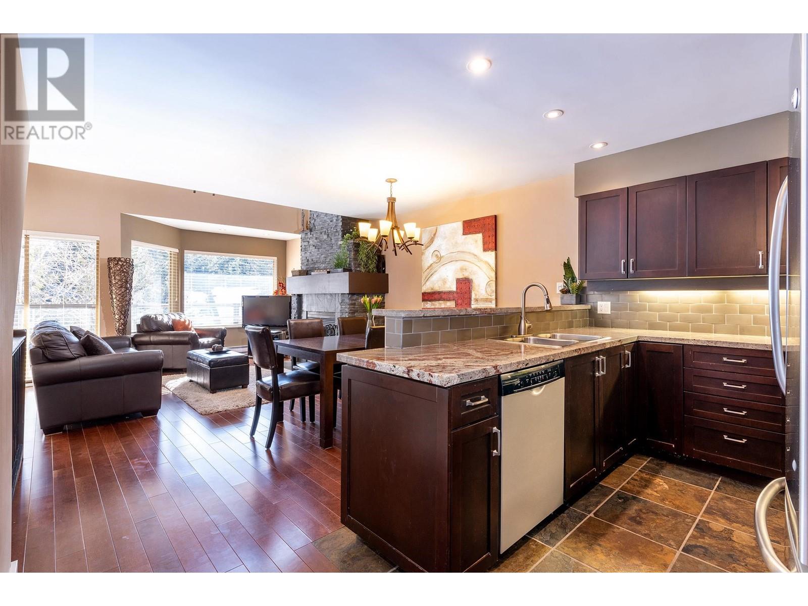 1503 3050 Hillcrest Drive, Whistler, British Columbia  V8E 0T8 - Photo 5 - R2822456