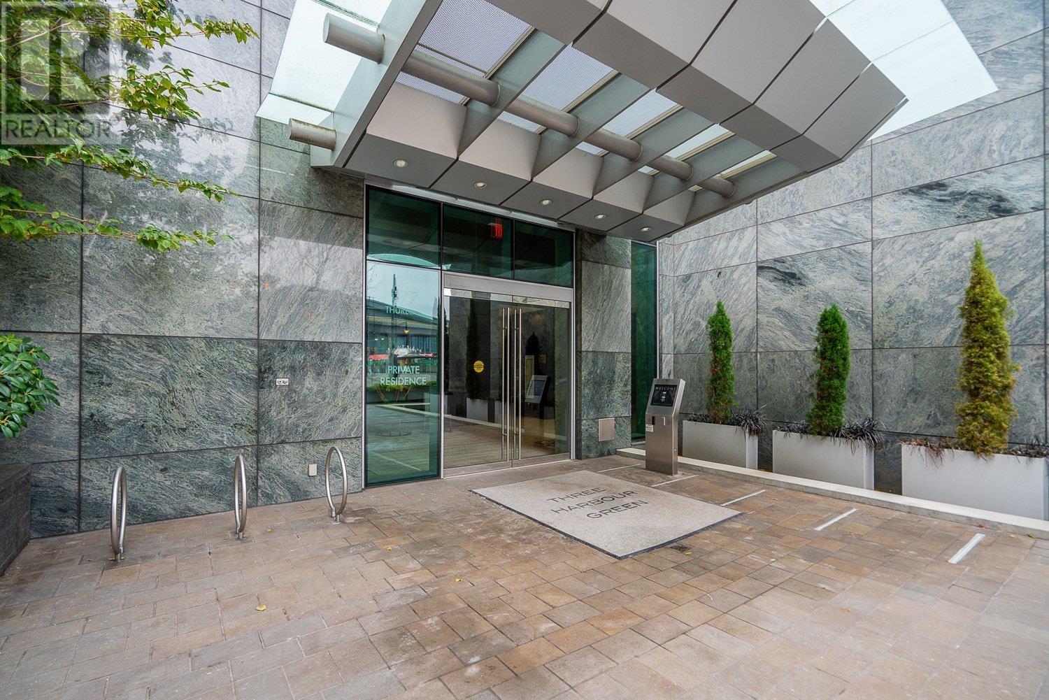 302 277 Thurlow Street, Vancouver, British Columbia  V6C 0C1 - Photo 3 - R2740272