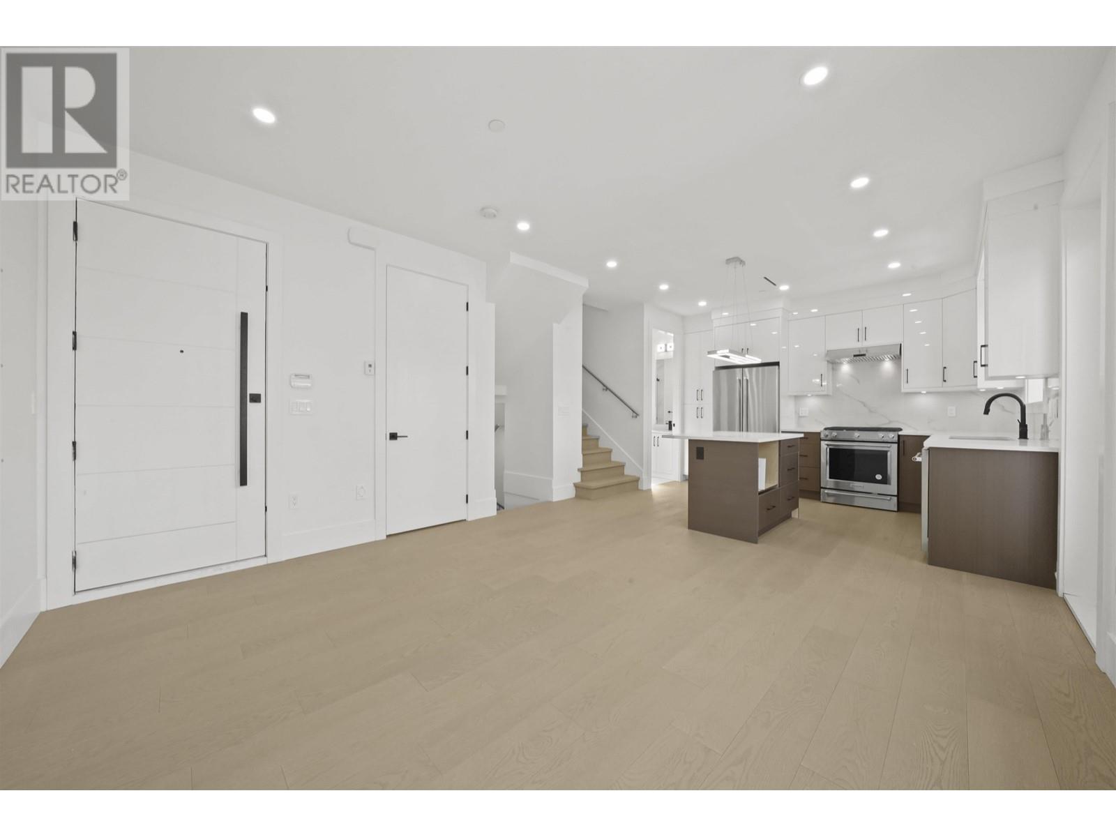 3621 Franklin Street, Vancouver, British Columbia  V5K 1Y7 - Photo 4 - R2821282