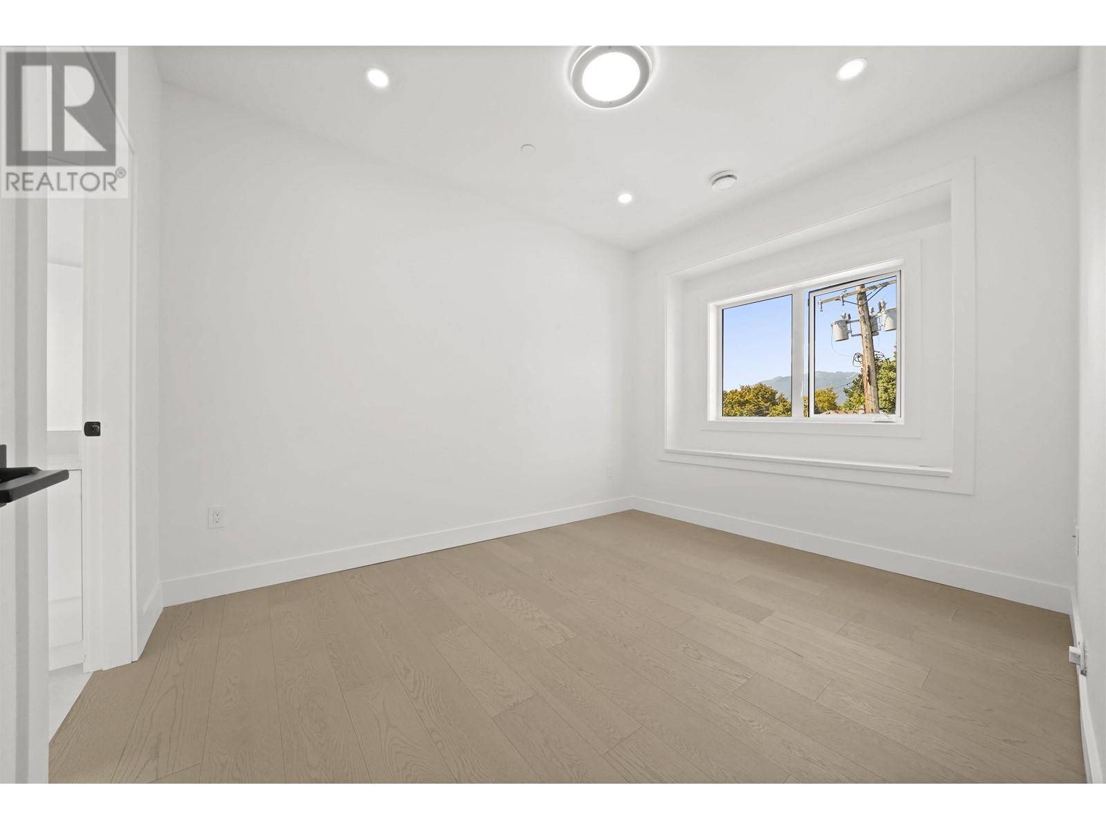 3621 Franklin Street, Vancouver, British Columbia  V5K 1Y7 - Photo 12 - R2821282