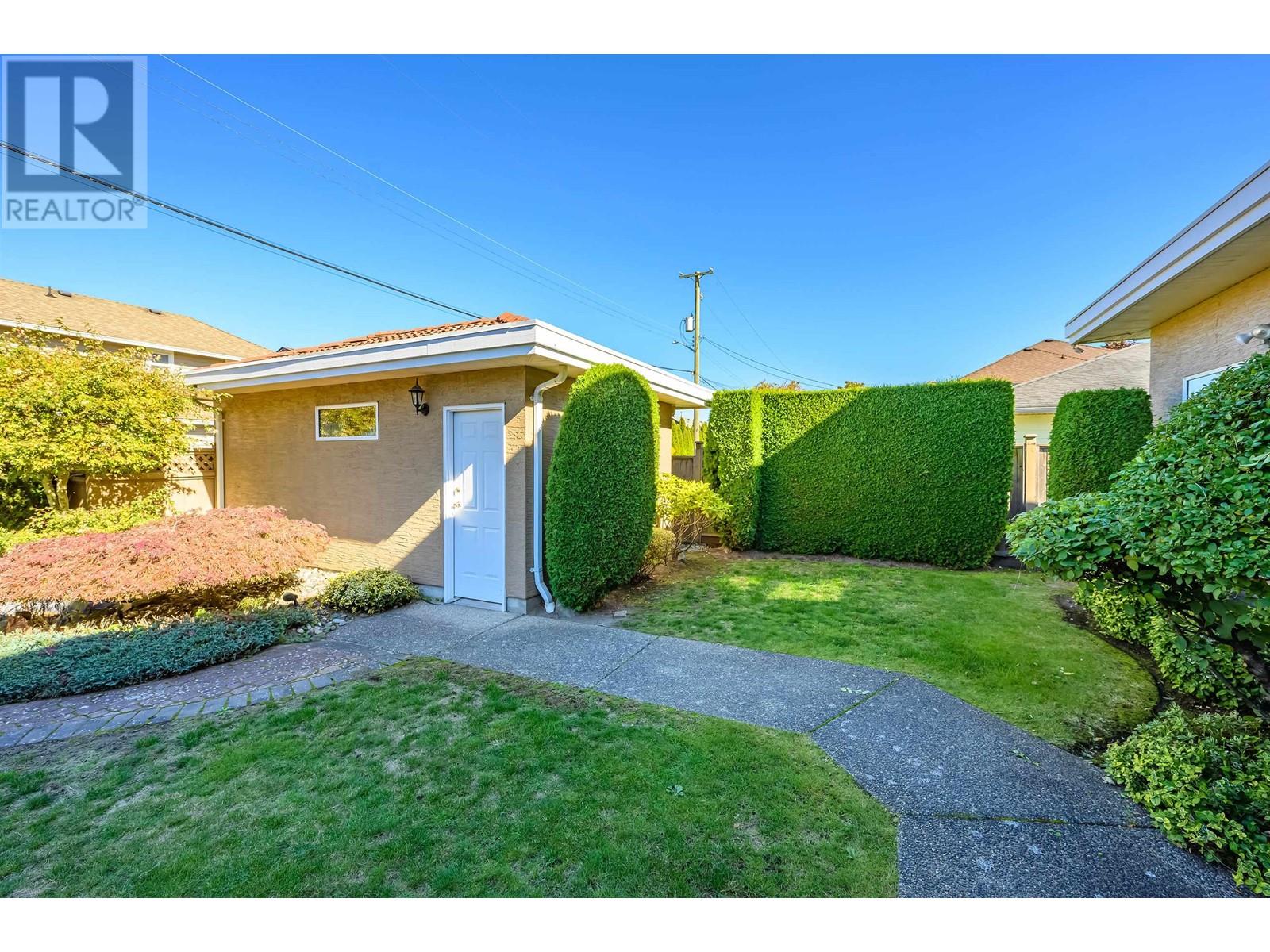 7231 Afton Drive, Richmond, British Columbia  V7A 1A2 - Photo 4 - R2822239