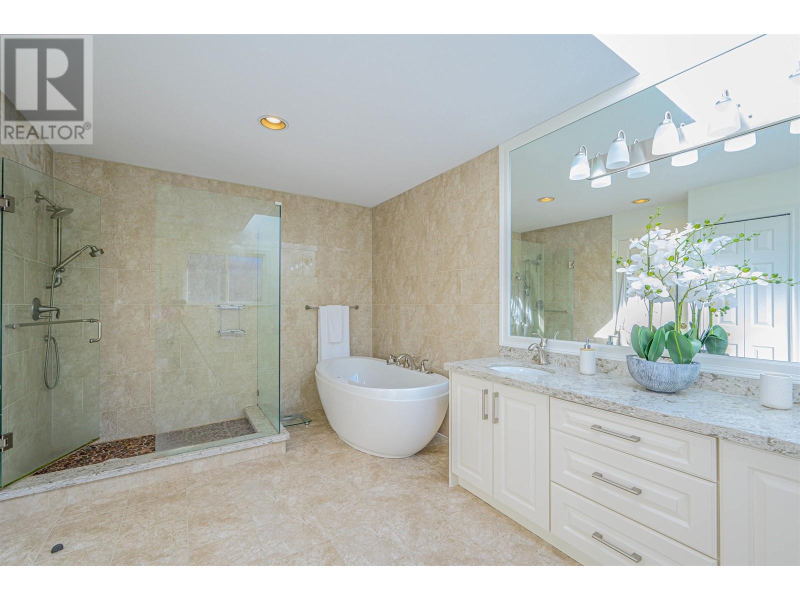 7231 Afton Drive, Richmond, British Columbia  V7A 1A2 - Photo 17 - R2822239