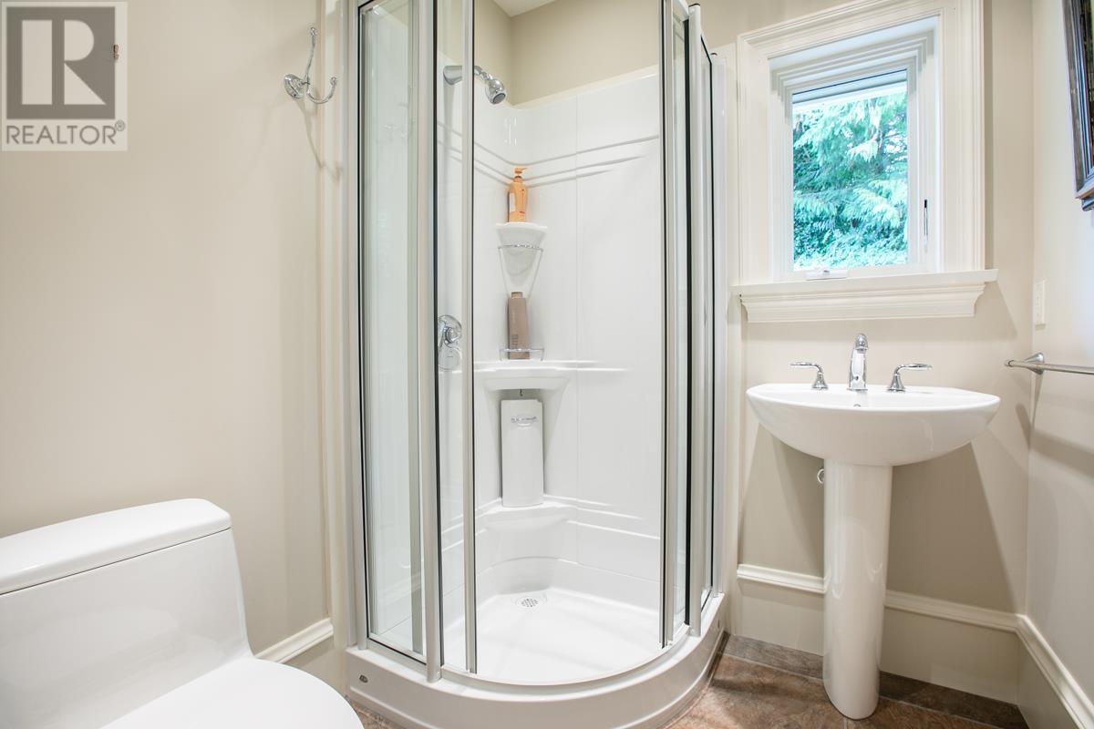 6220 Summit Avenue, West Vancouver, British Columbia  V7W 1Y2 - Photo 15 - R2822135