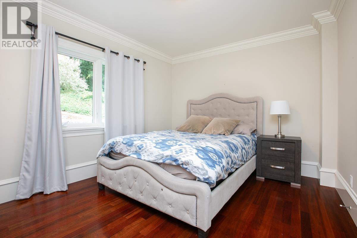 6220 Summit Avenue, West Vancouver, British Columbia  V7W 1Y2 - Photo 11 - R2822135