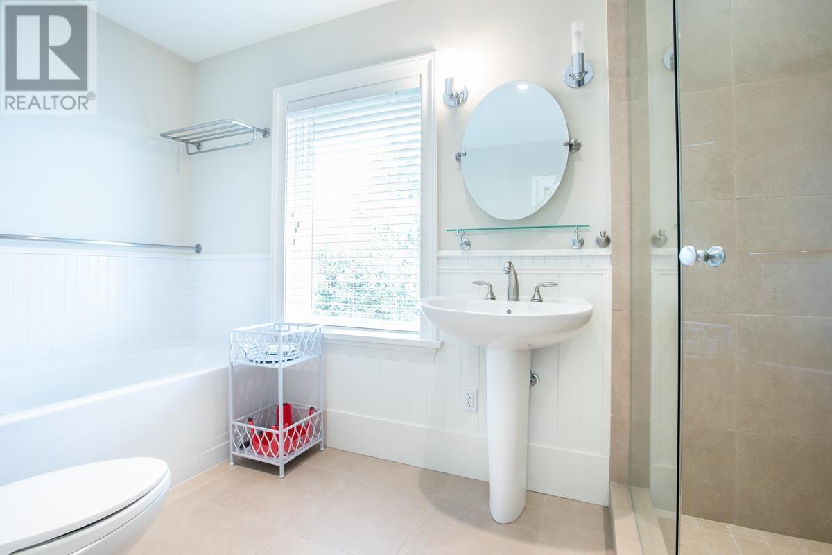 6220 Summit Avenue, West Vancouver, British Columbia  V7W 1Y2 - Photo 33 - R2822135