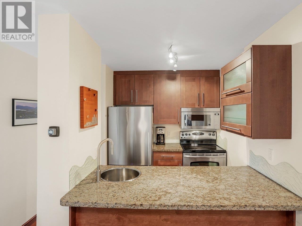 Mezz 1995 Beach Avenue, Vancouver, British Columbia  V6G 2Y3 - Photo 11 - R2822438