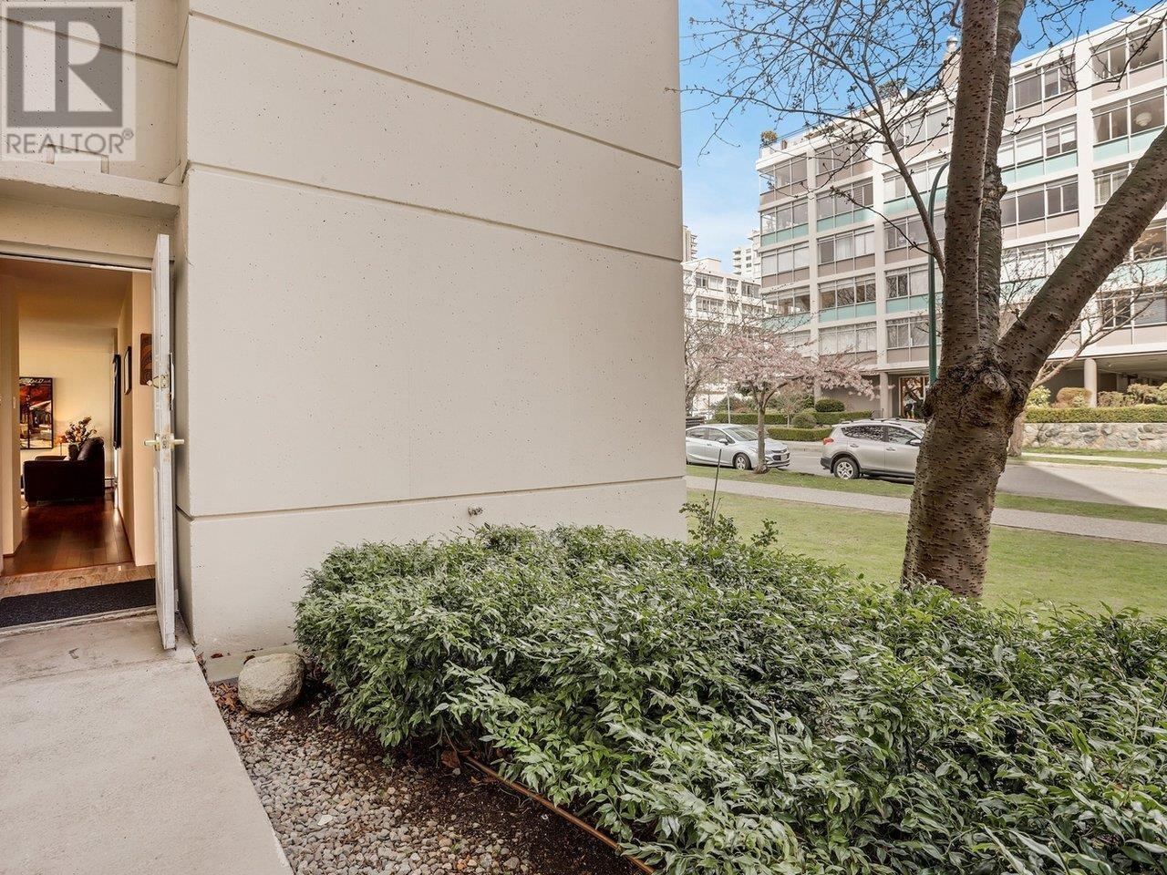 Mezz 1995 Beach Avenue, Vancouver, British Columbia  V6G 2Y3 - Photo 17 - R2822438