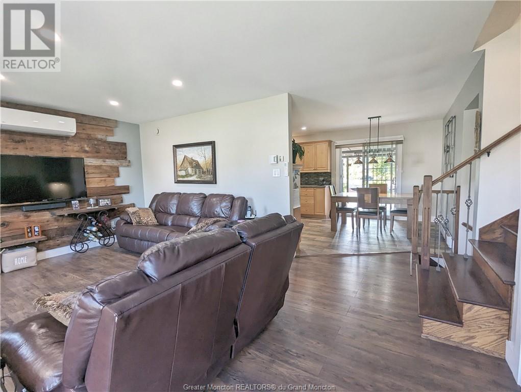 1026 De La Mer, Beresford, New Brunswick  E8K 1H6 - Photo 2 - M155596