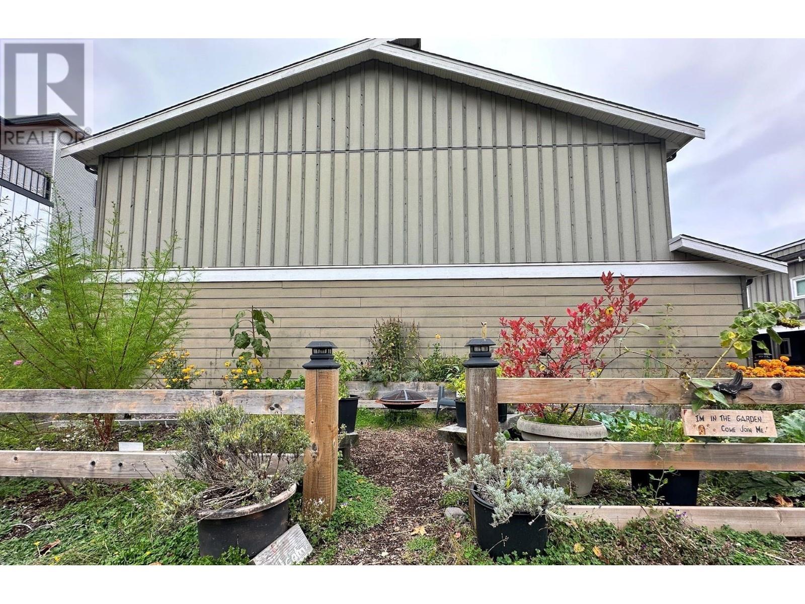 15 39752 Government Road, Squamish, British Columbia  V8B 0G3 - Photo 5 - R2822475