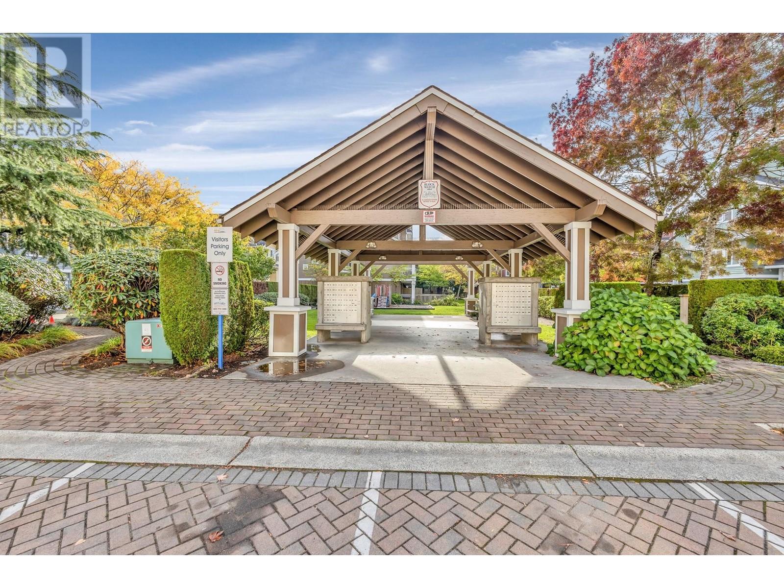 131 935 Ewen Avenue, New Westminster, British Columbia  V3M 0A1 - Photo 3 - R2822491
