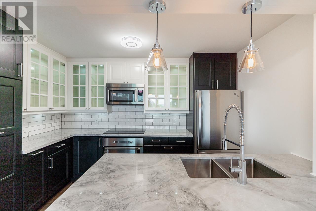 208 4160 ALBERT STREET, burnaby, British Columbia