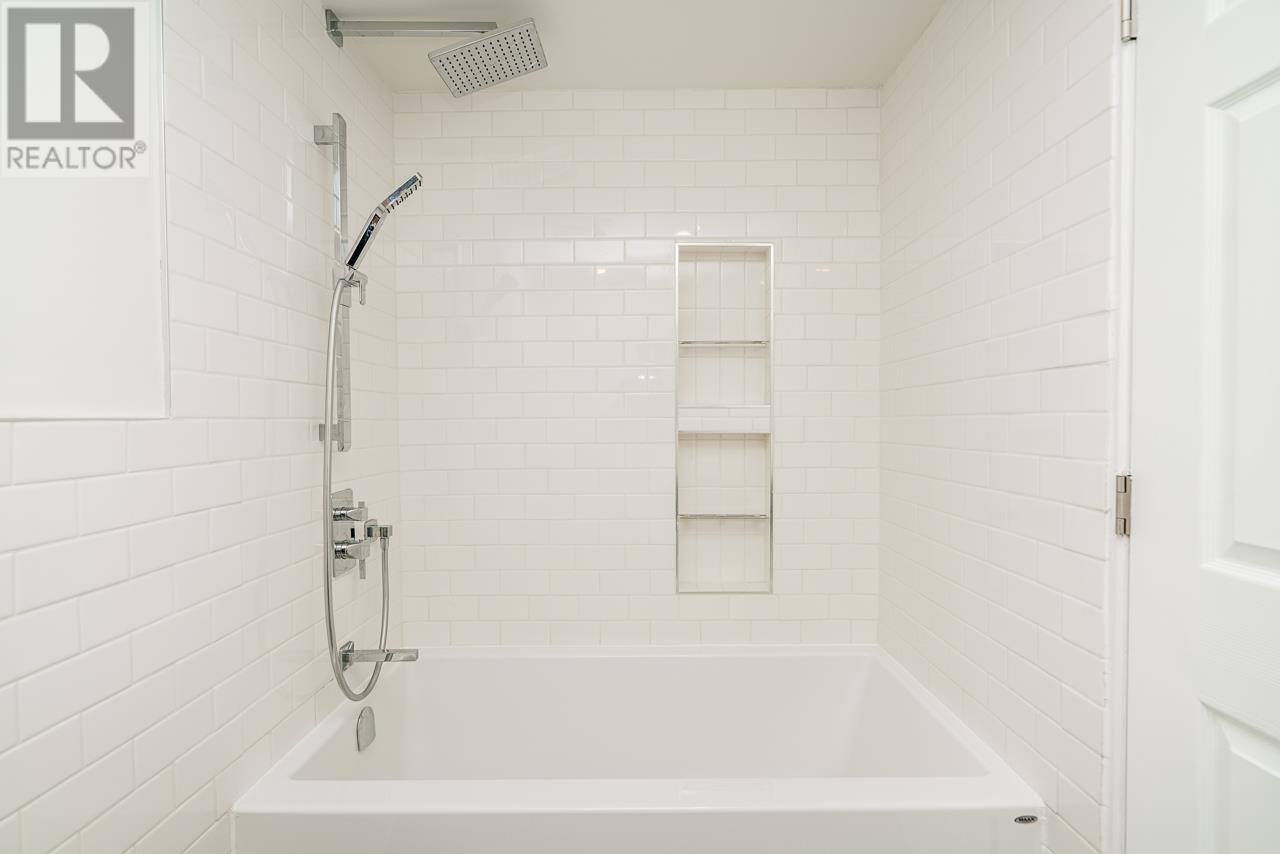 208 4160 Albert Street, Burnaby, British Columbia  V5C 6K2 - Photo 20 - R2822514