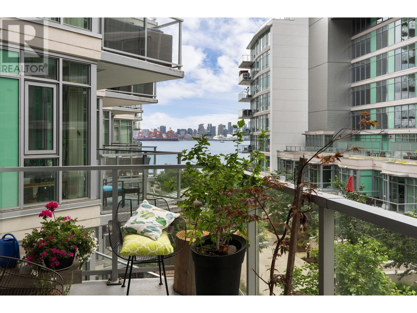 309 199 Victory Ship Way, North Vancouver, British Columbia  V7L 0E2 - Photo 31 - R2822521