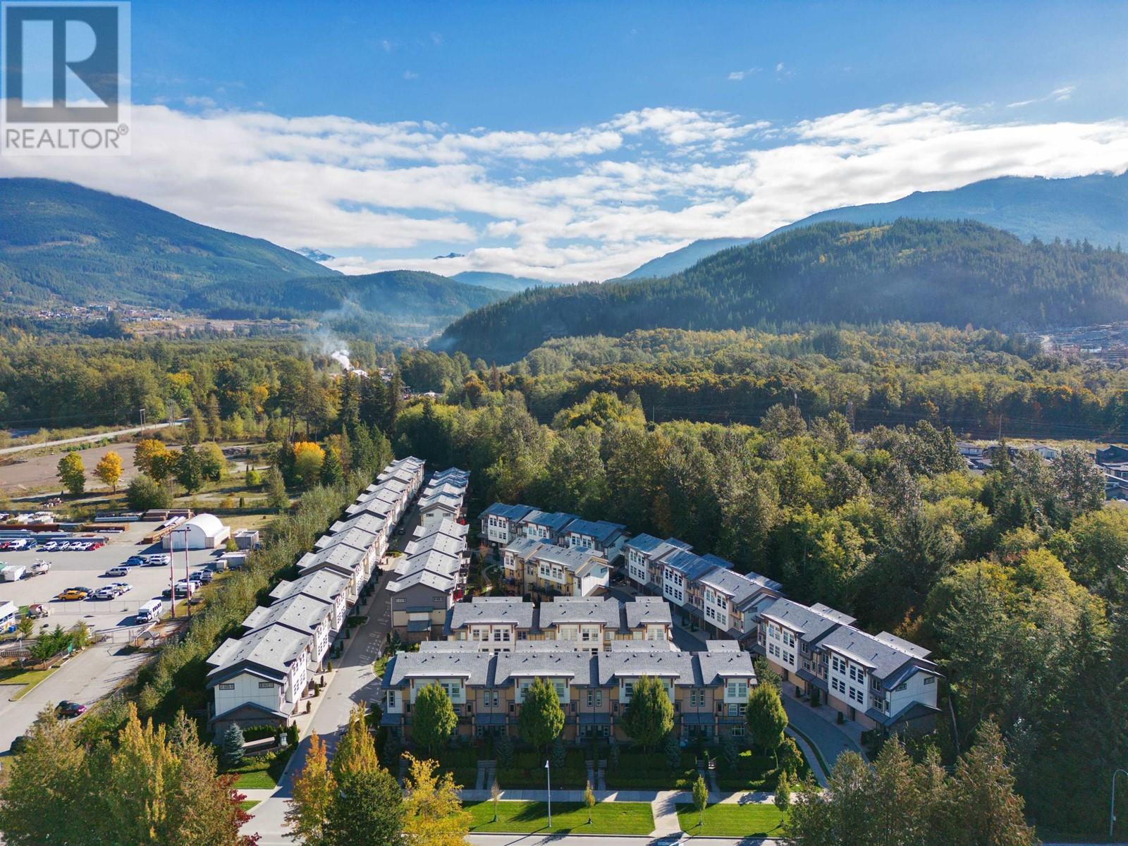 51 39548 Loggers Lane, Squamish, British Columbia  V8B 0V7 - Photo 4 - R2822538