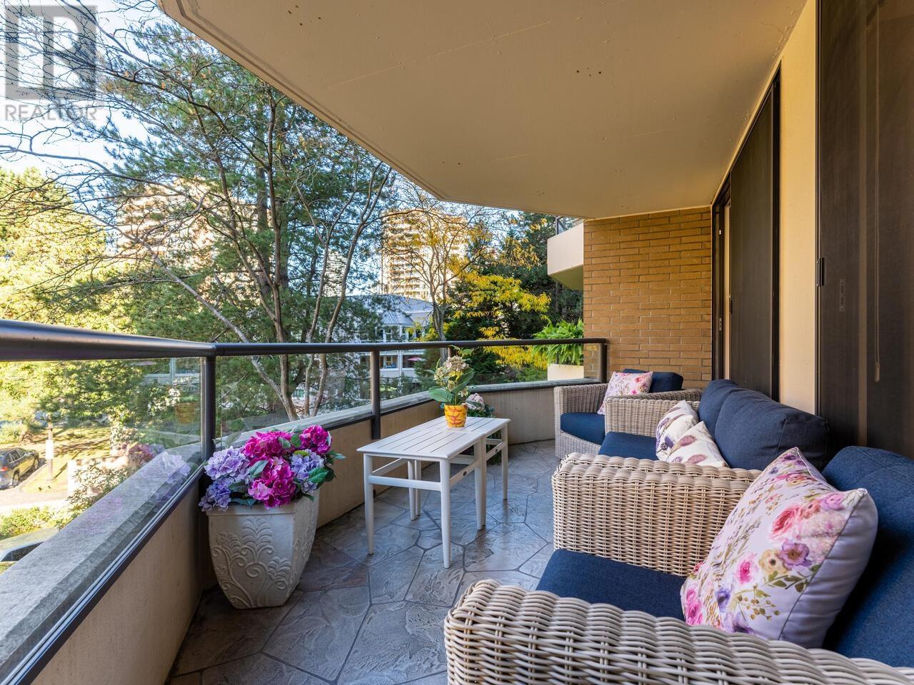 303 6282 Kathleen Avenue, Burnaby, British Columbia  V5H 4J4 - Photo 20 - R2822544