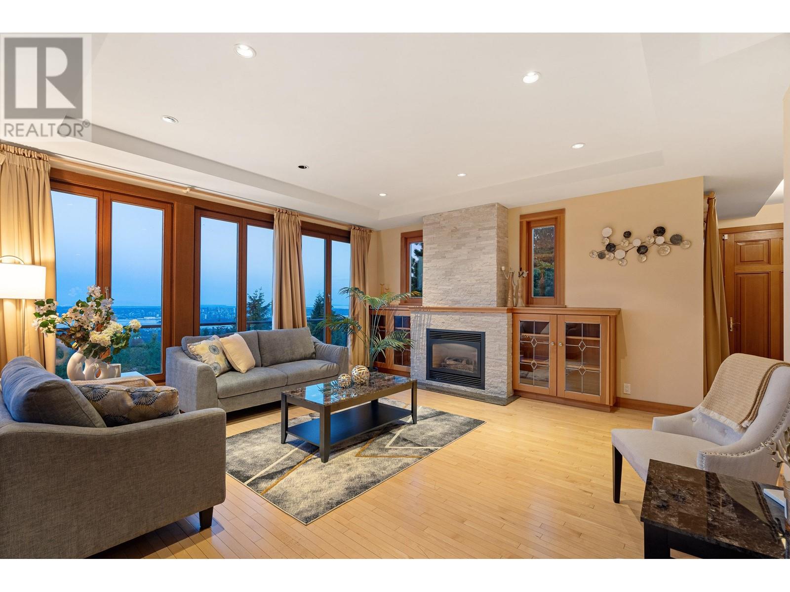 1035 Crestline Road, West Vancouver, British Columbia  V7S 2E3 - Photo 3 - R2822500