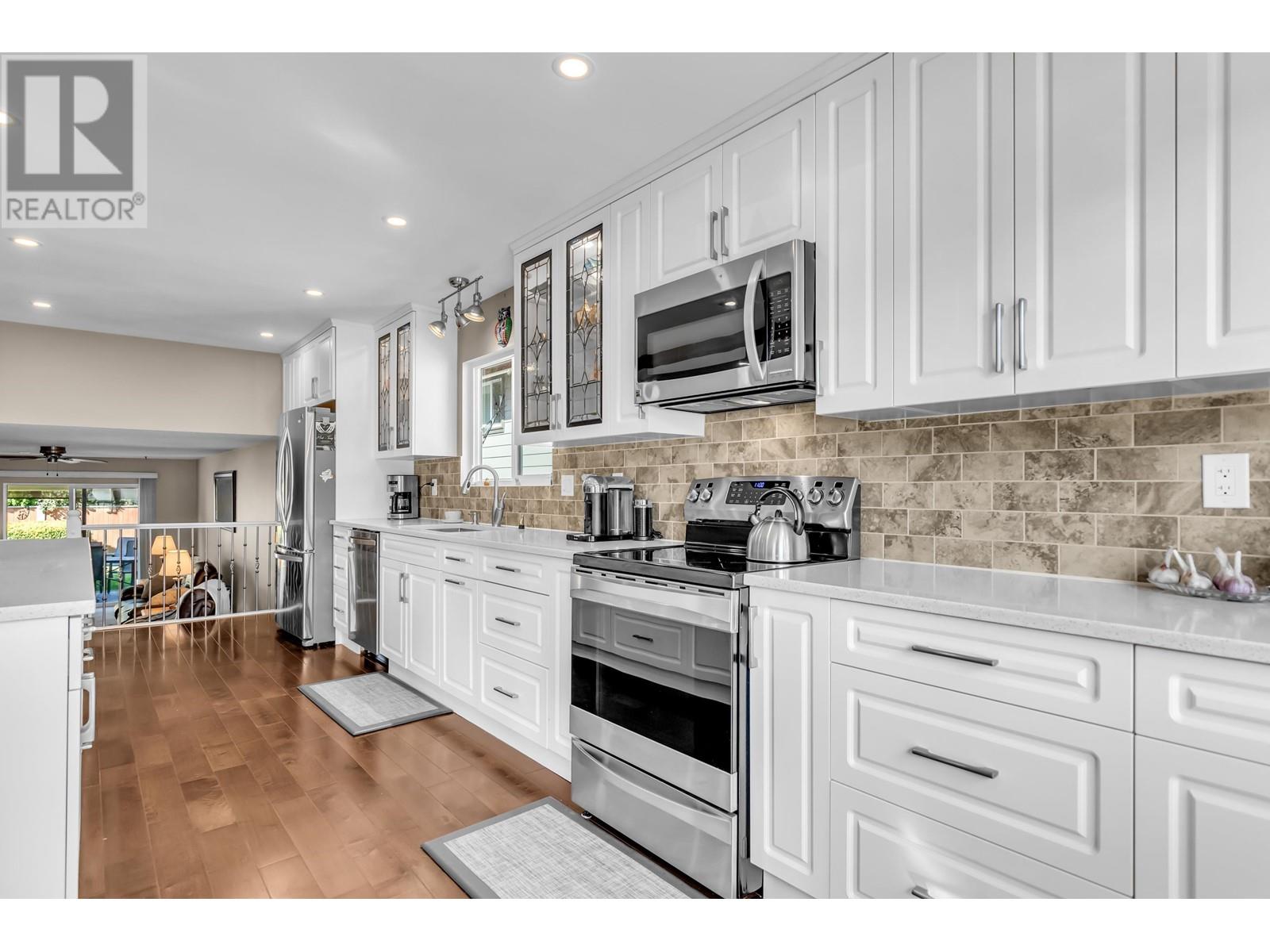 12453 Blanshard Street, Maple Ridge, British Columbia  V4R 2N4 - Photo 10 - R2816684