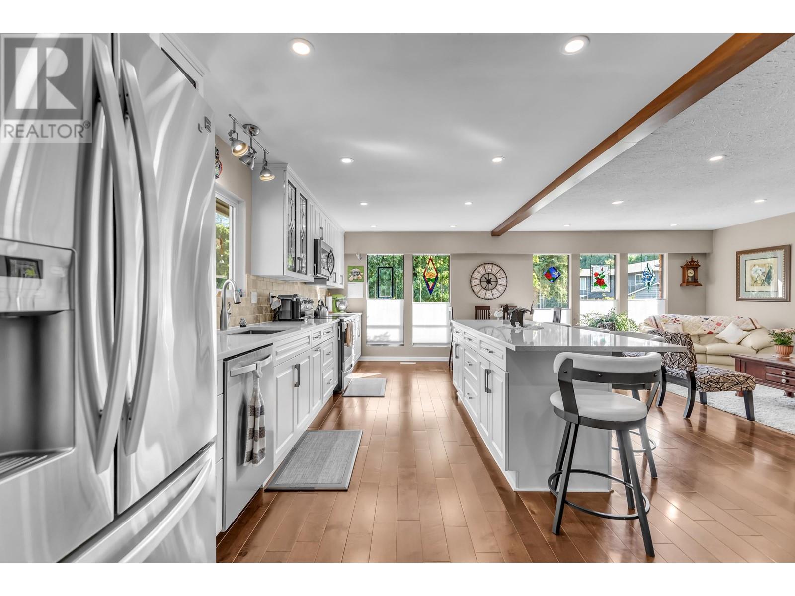 12453 Blanshard Street, Maple Ridge, British Columbia  V4R 2N4 - Photo 6 - R2816684