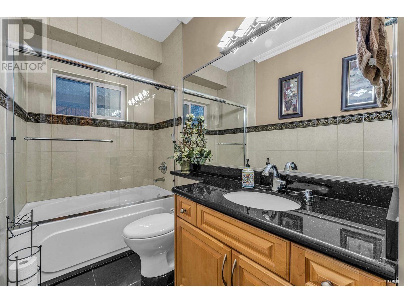 3950 Napier Street, Burnaby, British Columbia  V5C 3E9 - Photo 24 - R2821816