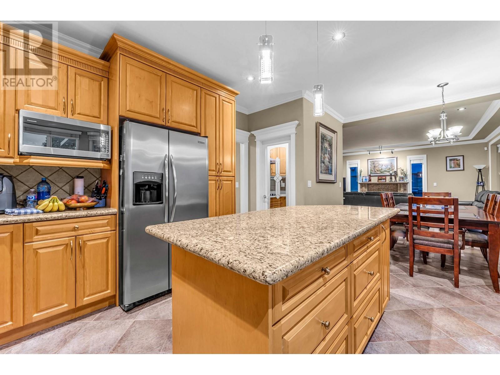 3950 Napier Street, Burnaby, British Columbia  V5C 3E9 - Photo 13 - R2821816