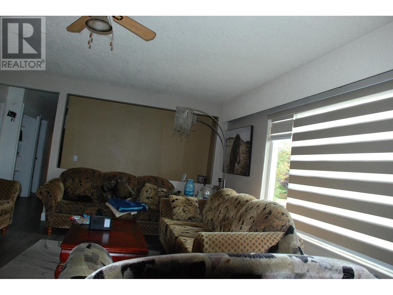 10591 Seaway Road, Richmond, British Columbia  V7A 4C6 - Photo 6 - R2822478