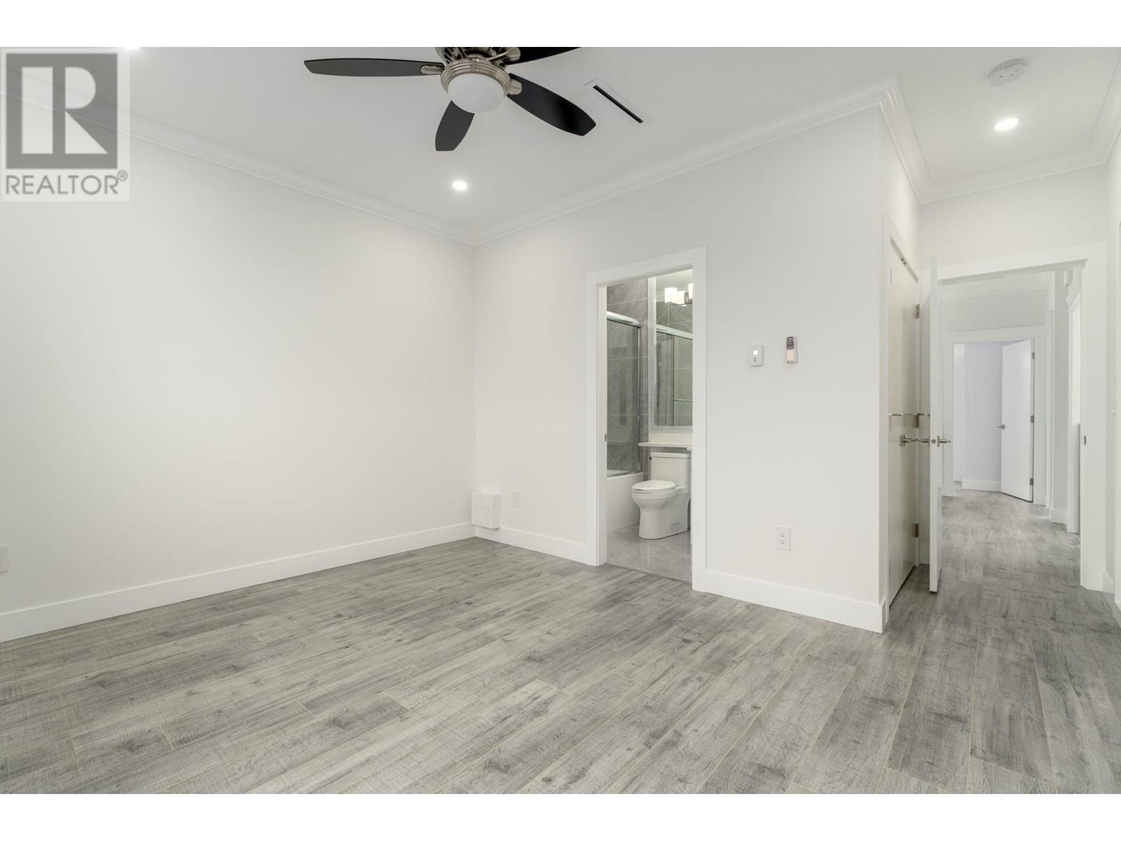 8054 16th Avenue, Burnaby, British Columbia  V3N 1R5 - Photo 11 - R2821901