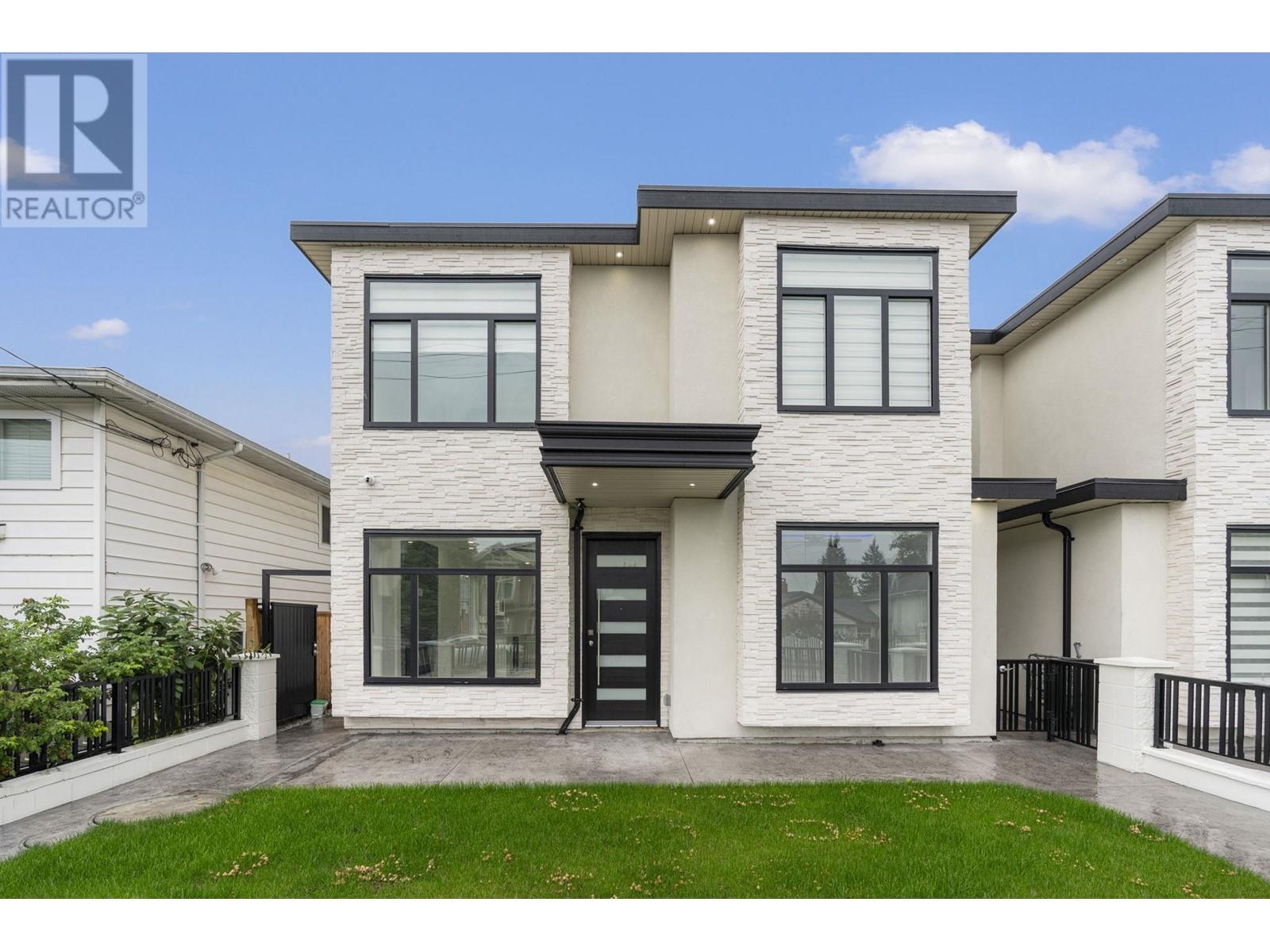 8054 16TH AVENUE, burnaby, British Columbia