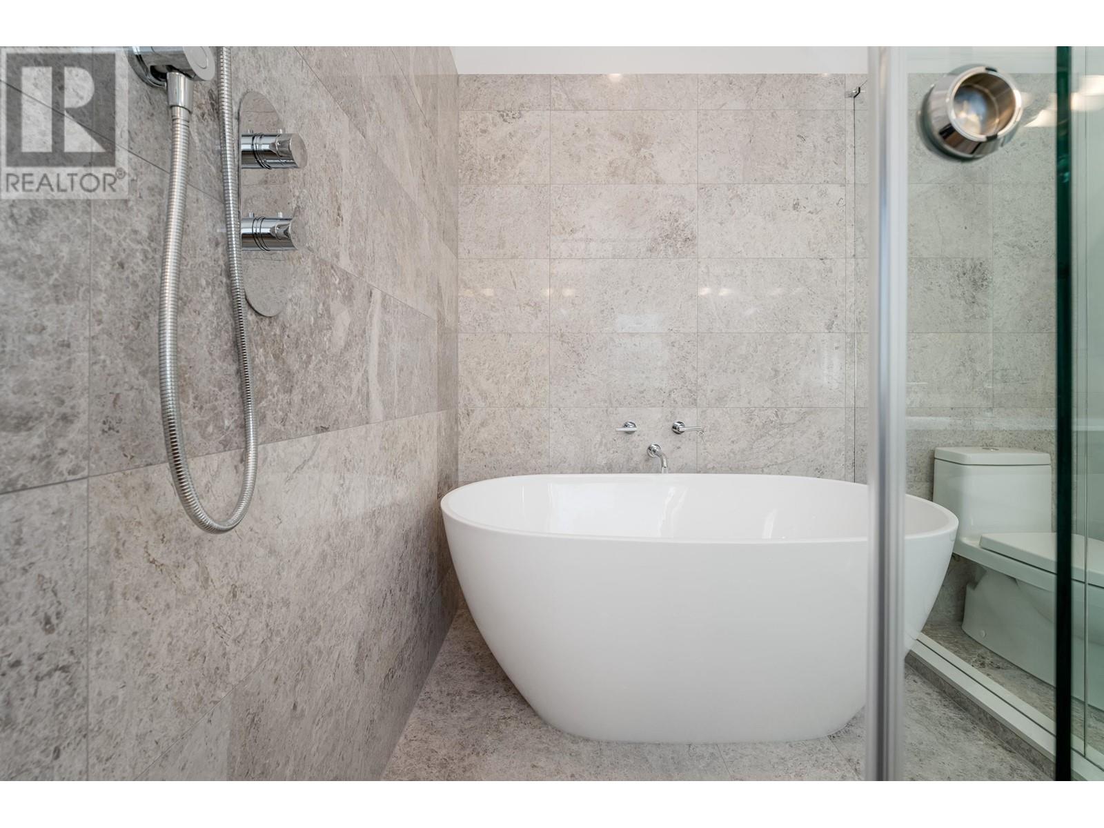1136 E 26th Avenue, Vancouver, British Columbia  V5V 2J7 - Photo 32 - R2822592