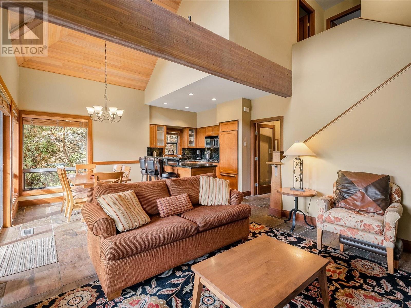 4722b Settebello Drive, Whistler, British Columbia  V8E 0Z4 - Photo 5 - R2822614