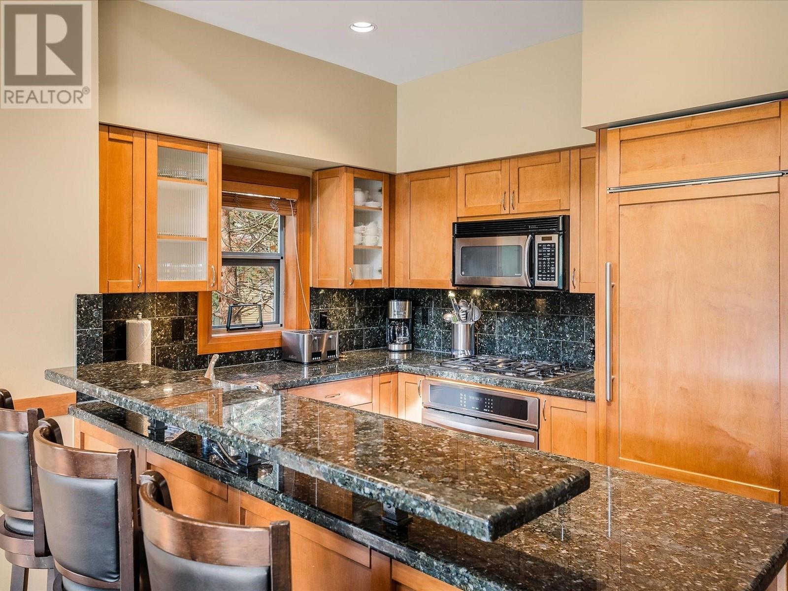 4722b Settebello Drive, Whistler, British Columbia  V8E 0Z4 - Photo 7 - R2822614