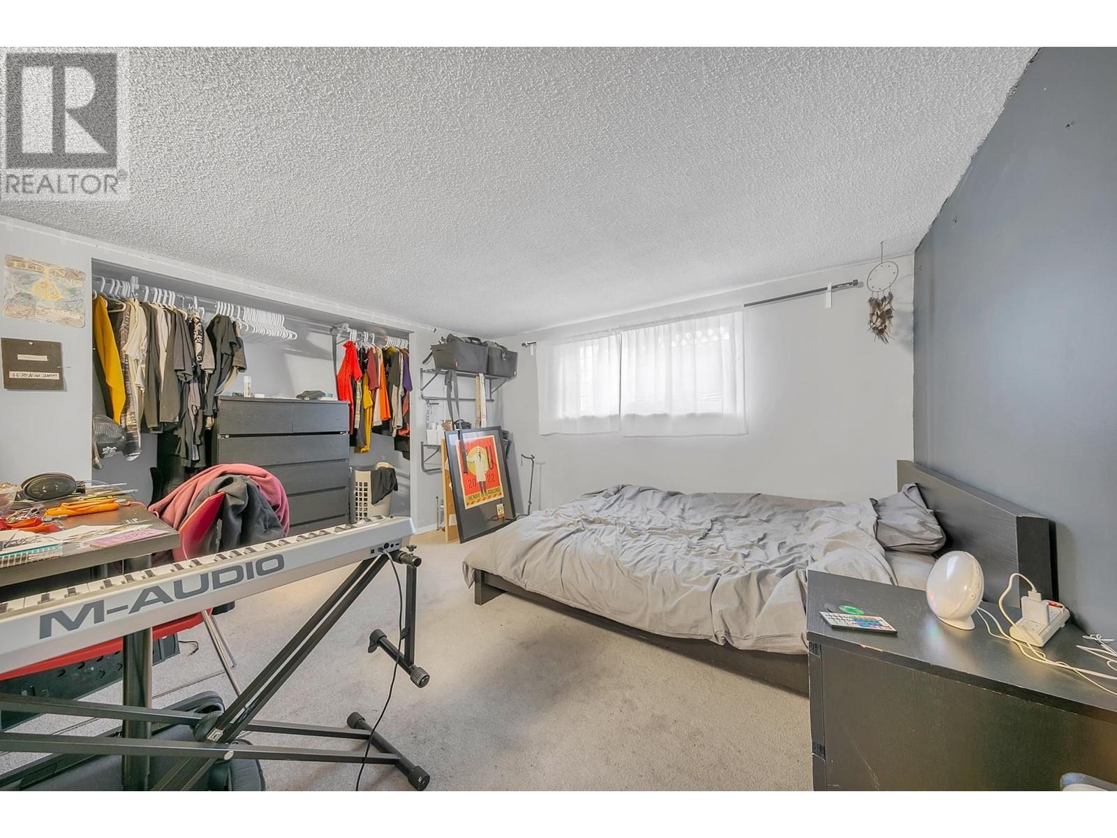 4826 Slocan Street, Vancouver, British Columbia  V5R 2A3 - Photo 19 - R2822557