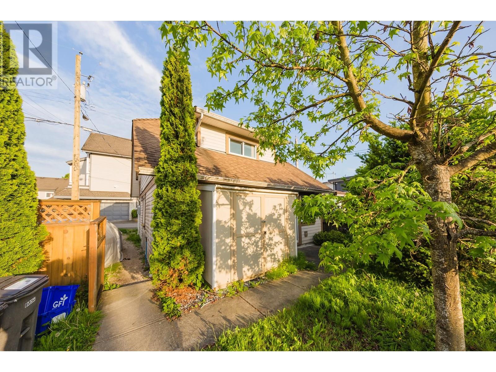 4826 Slocan Street, Vancouver, British Columbia  V5R 2A3 - Photo 25 - R2822557