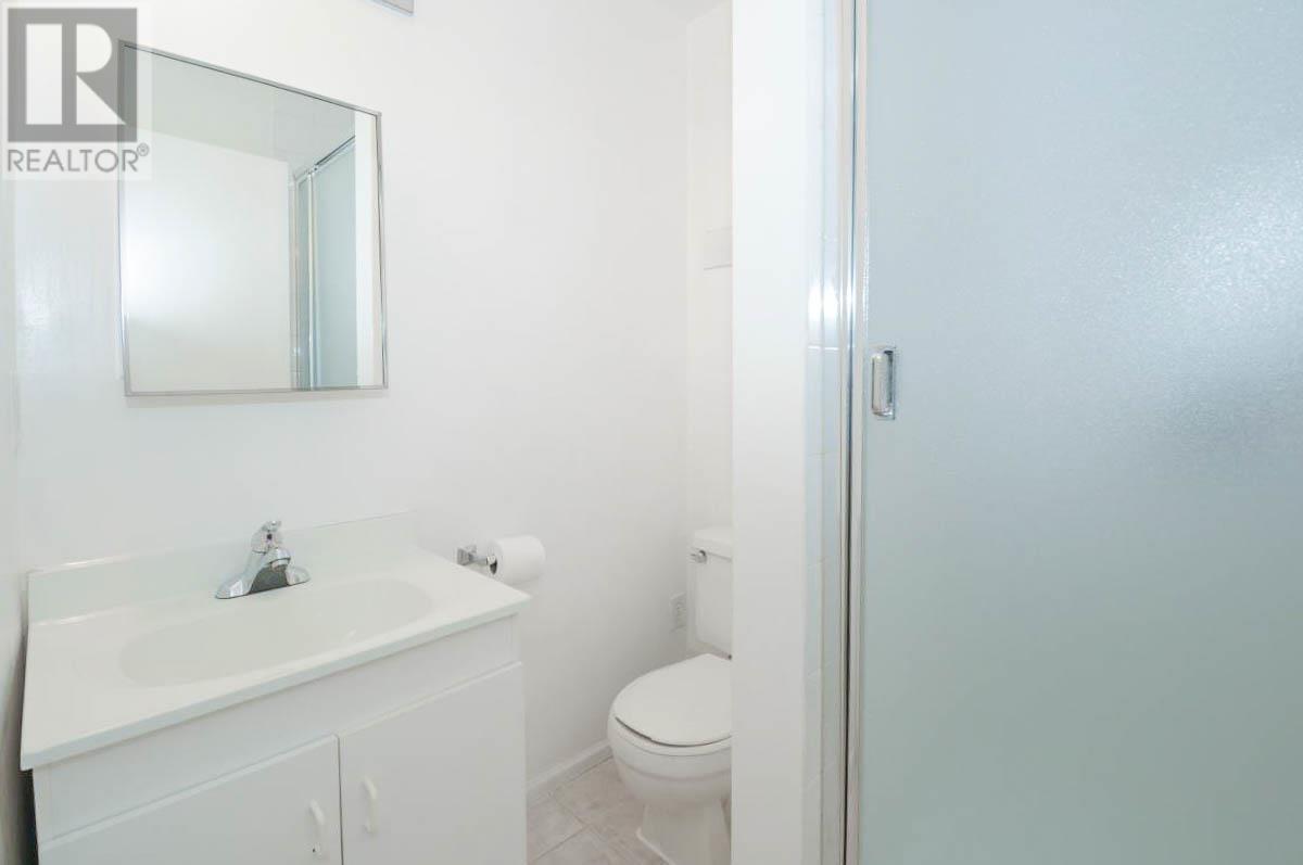 6176 Elgin Avenue, Burnaby, British Columbia  V5H 3S4 - Photo 17 - R2821010