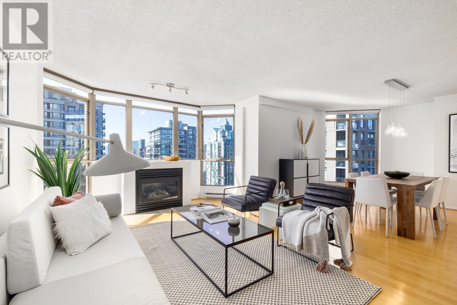 3003 867 HAMILTON STREET, vancouver, British Columbia