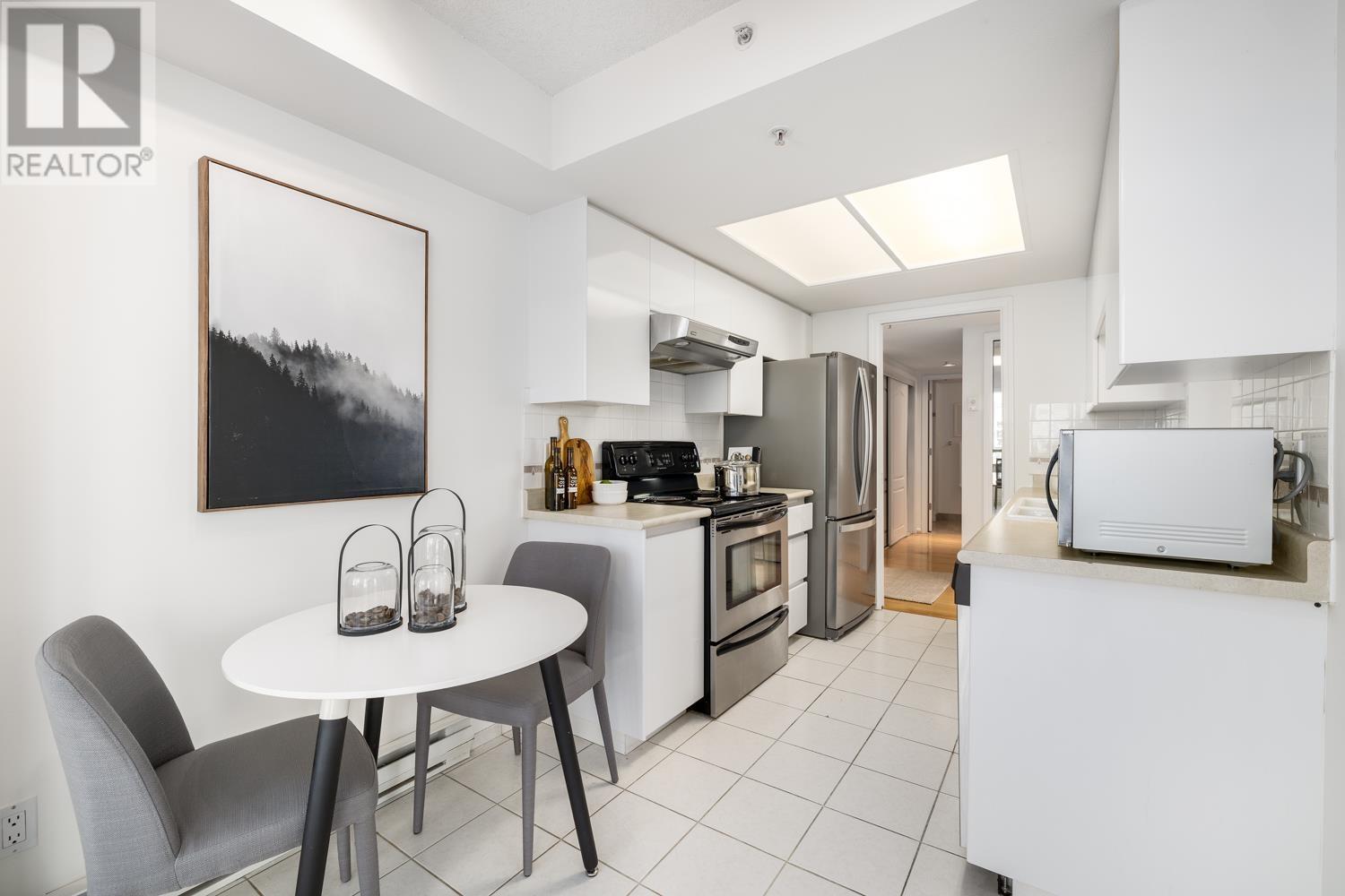 3003 867 Hamilton Street, Vancouver, British Columbia  V6B 6B7 - Photo 11 - R2821117