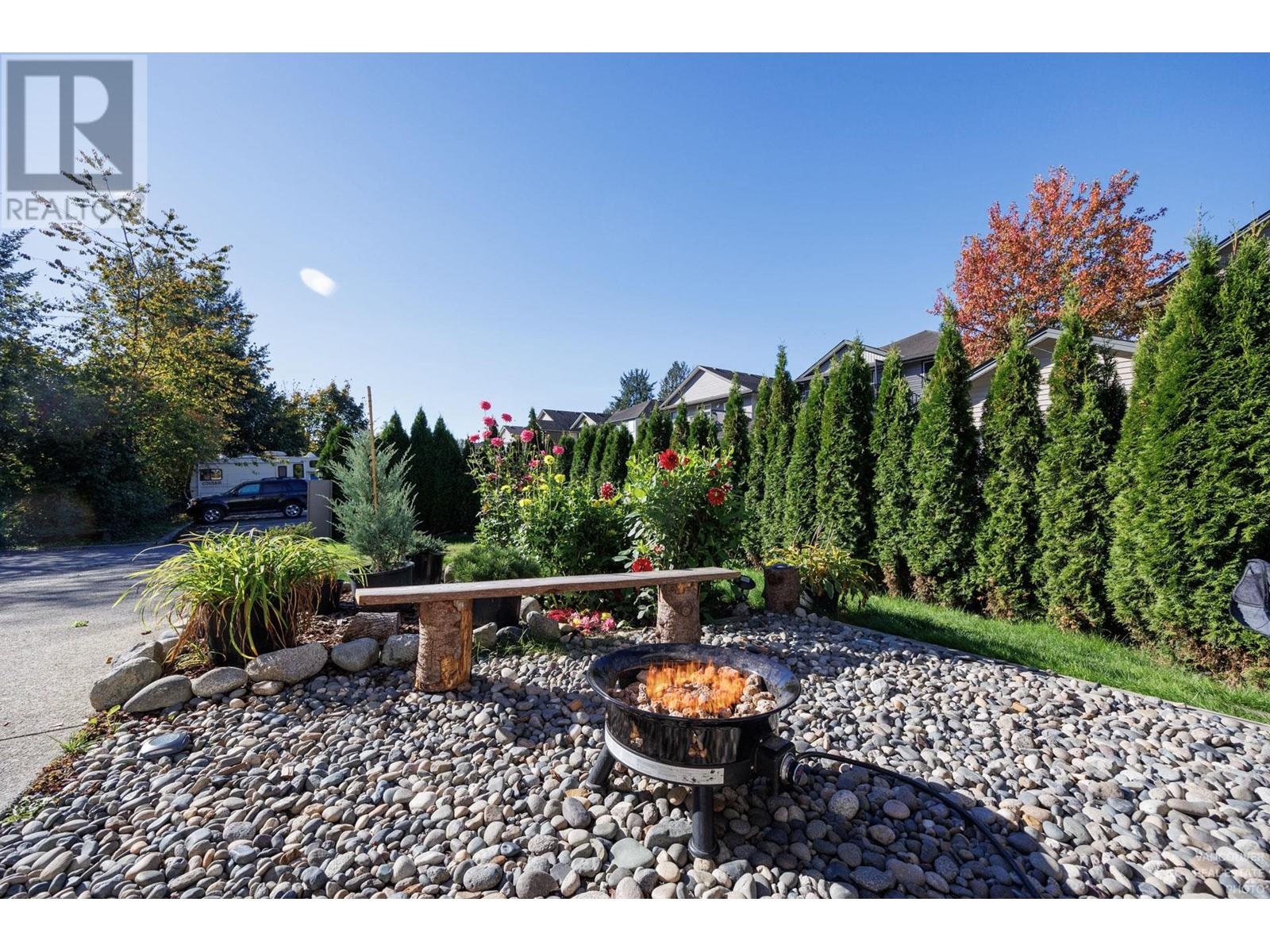 24014 110 Avenue, Maple Ridge, British Columbia  V2W 1H7 - Photo 6 - R2822375