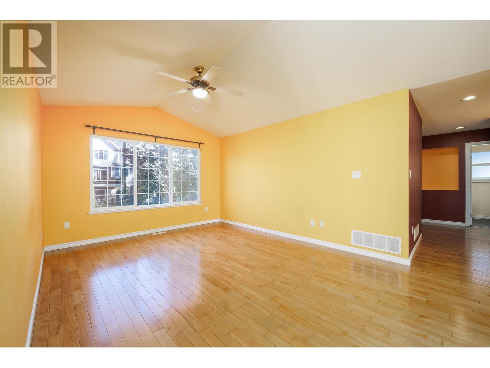 24014 110 Avenue, Maple Ridge, British Columbia  V2W 1H7 - Photo 8 - R2822375