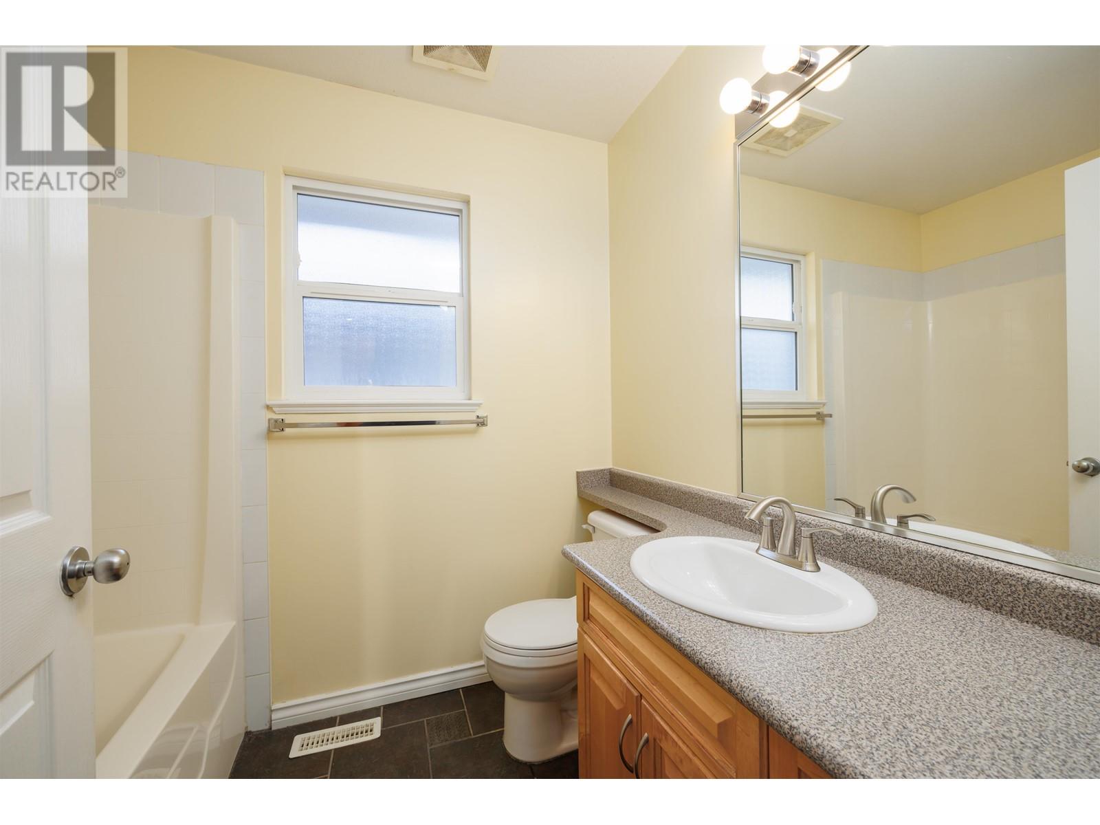 24014 110 Avenue, Maple Ridge, British Columbia  V2W 1H7 - Photo 18 - R2822375