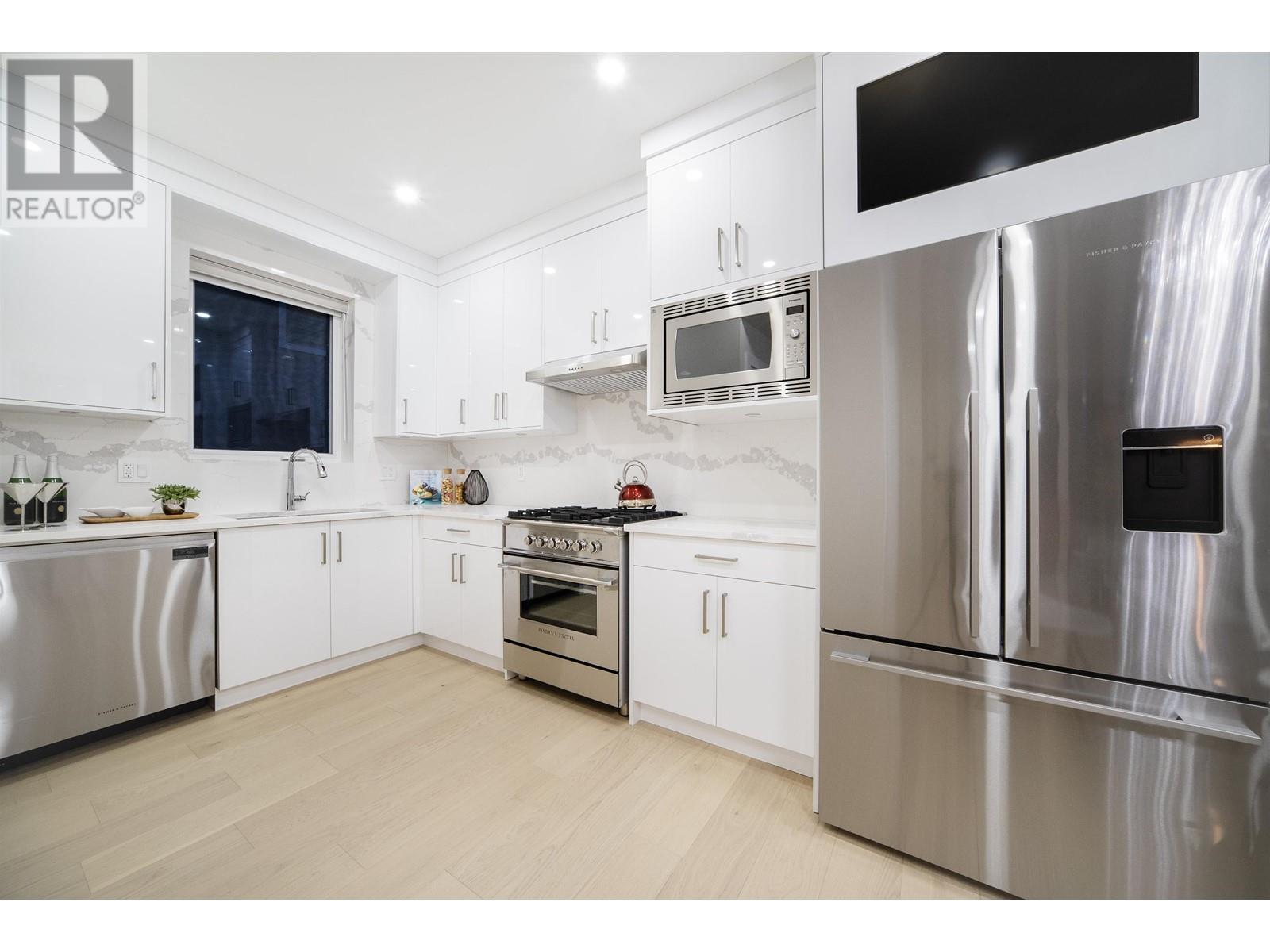 2111 E 29th Avenue, Vancouver, British Columbia  V5N 2Z2 - Photo 9 - R2822683
