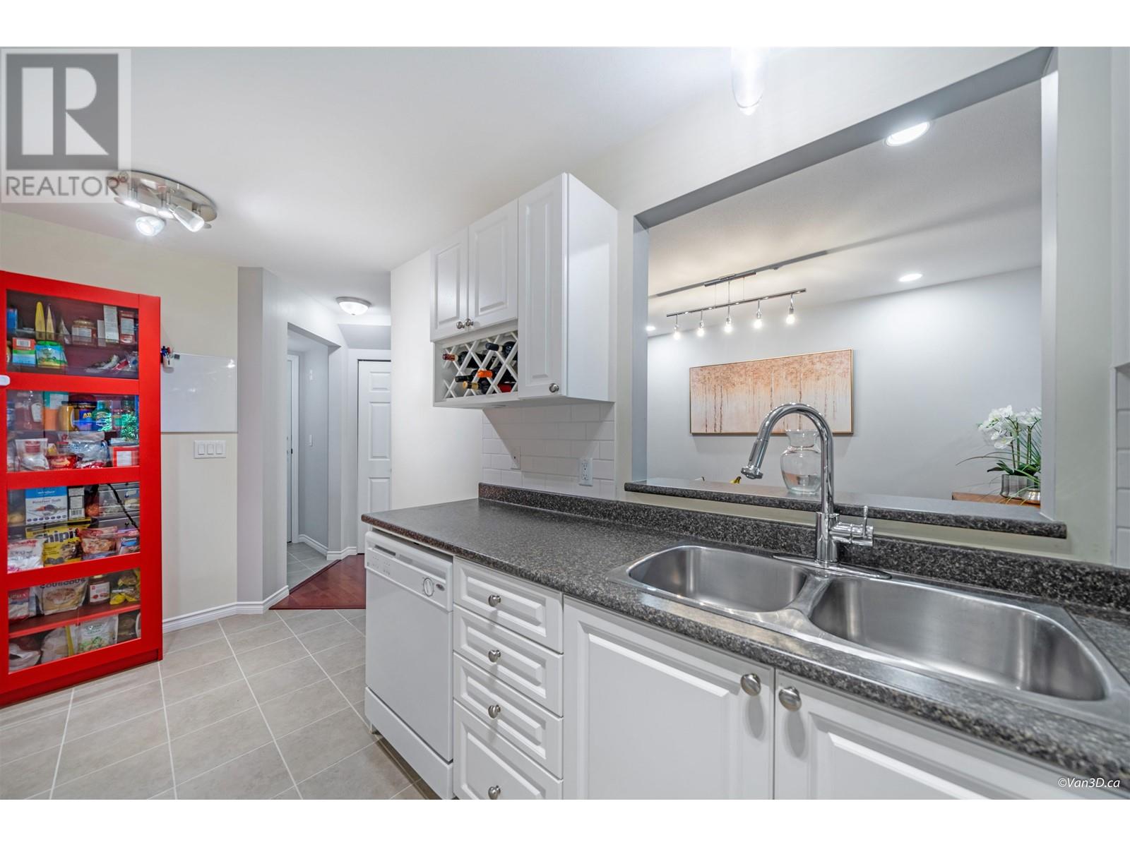 132 2980 Princess Crescent, Coquitlam, British Columbia  V3B 7R4 - Photo 11 - R2822681