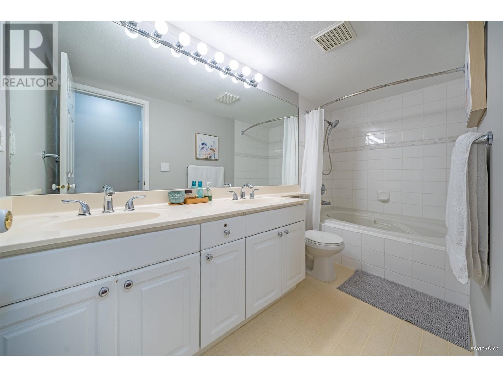 132 2980 Princess Crescent, Coquitlam, British Columbia  V3B 7R4 - Photo 18 - R2822681